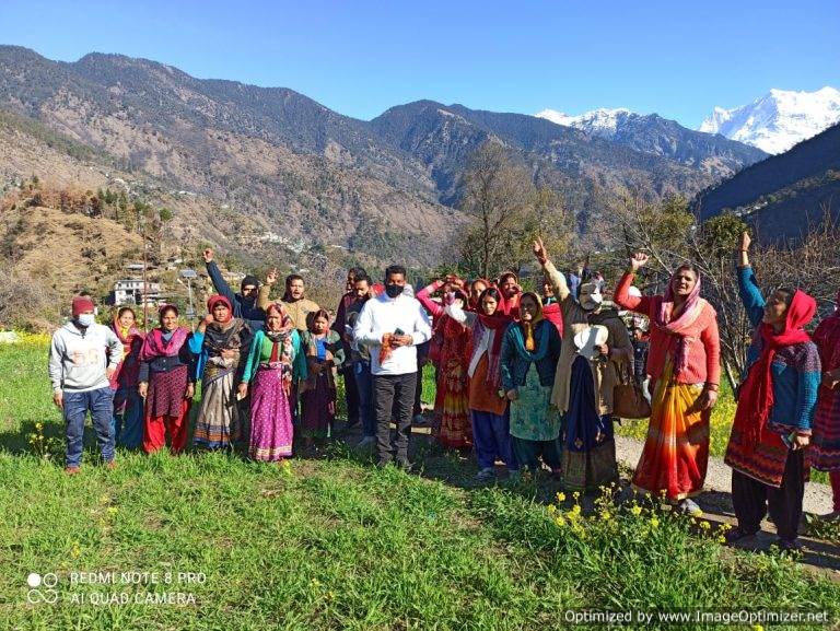 निर्दलीय प्रत्याशी कुलदीप रावत ने गांवों में जनसंपर्क कर मांगा आशीर्वाद – लक्ष्मण नेगी ऊखीमठ