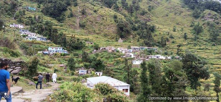 तोषी के विकास में रोड़ा बना वन अधिनियम, सात दशक बाद भी विकास की बाट जोहता सीमांत गांव – लक्ष्मण नेगी ऊखीमठ