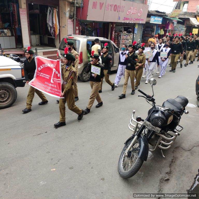 जोशीमठ पालिका ने जन जागरूकता रैली और नुक्कड़ नाटक के माध्यम से चलाया स्वच्छता अभियान – संजय कुंवर