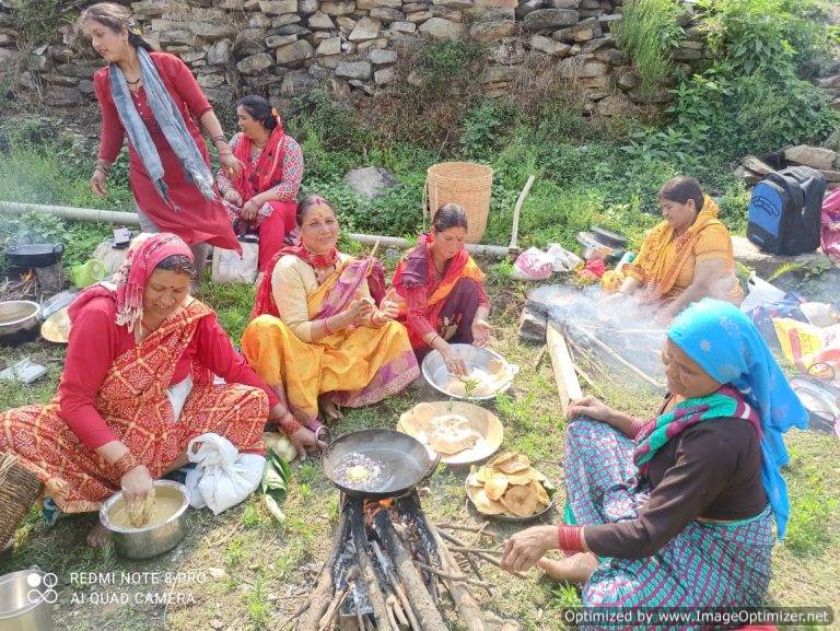 भगवान मद्महेश्वर के कपाट खोलने की विधिवत प्रक्रिया शुरू, महिलाओं ने लगाया नया अनाज का भोग – लक्ष्मण नेगी ऊखीमठ