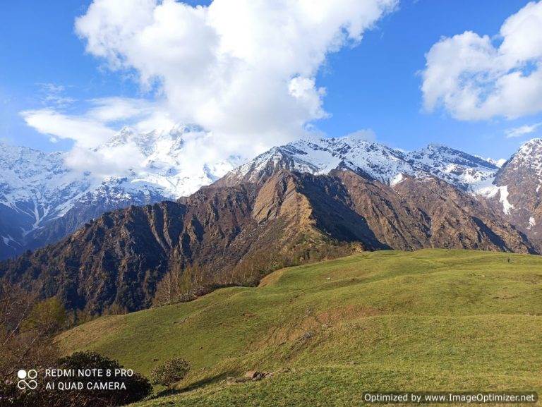 पांडव सेरा में फंसे नौ पर्यटक, हाई रेस्क्यू अभियान जारी – लक्ष्मण नेगी ऊखीमठ