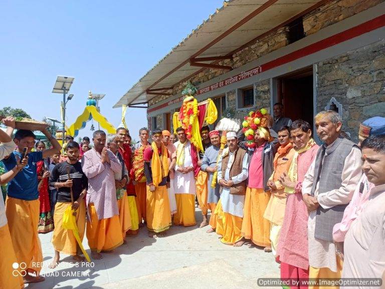 भगवान कार्तिक स्वामी मंदिर में महायज्ञ व शिवपुराण कथा का शुभारंभ – लक्ष्मण नेगी ऊखीमठ