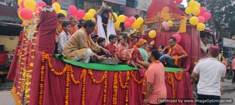 गौचर नगर क्षेत्र में कृष्णा गौ सदन ने निकाली भव्य श्रीकृष्ण झांकी – केएस असवाल