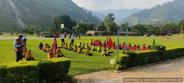 चमोली जिले के विद्या मंदिरों की दो दिवसीय खेल प्रतियोगिता रंगारंग सांस्कृतिक कार्यक्रमों के साथ संपन्न – केएस असवाल गौचर