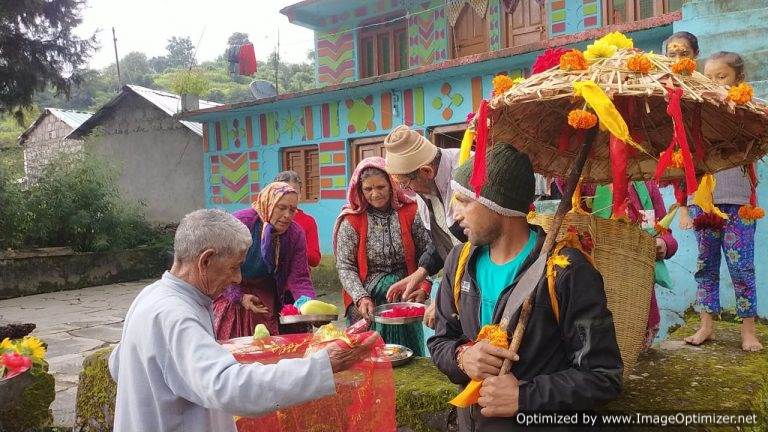 गौरा को बुलाने भल्ला वंशजों के जातयात्री भगवती के ससुराल कैलाश रवाना – रघुबीर नेगी