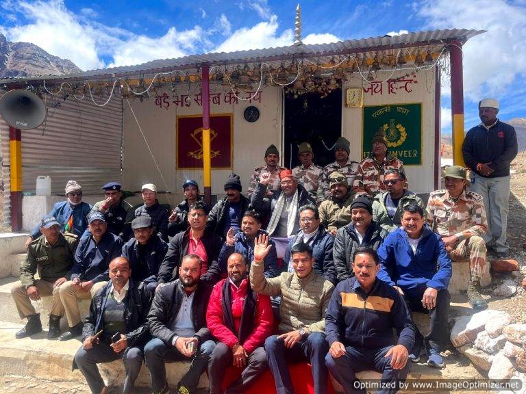 पूर्व सीएम त्रिवेंद्र रावत भारत – चीन सीमा रिमखिम-बड़ाहोती बॉर्डर व पवित्र पार्वती कुण्ड सरोवर पहुंचे – संजय कुंवर