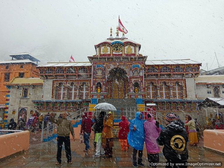 बदरीनाथ धाम के कपाट बंद होने की वैदिक प्रकिया पंच पूजा शुरू, आज होंगे श्री गणेश के कपाट बंद – संजय कुंवर