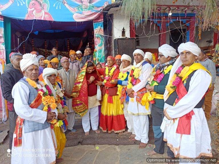 दुर्योधन वध व पाण्डवों के अस्त्र -शस्त्र विसर्जन के साथ पांडव नृत्य संपन्न – लक्ष्मण नेगी