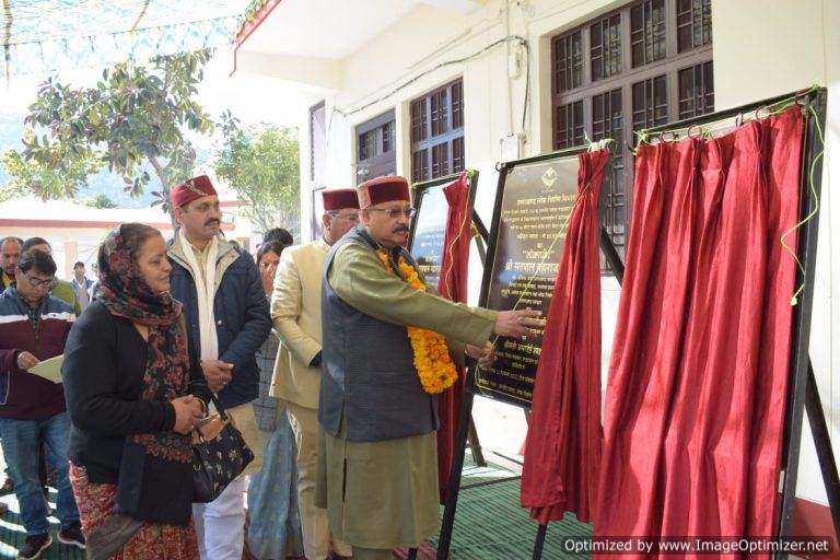 पर्यटन मंत्री सतपाल महाराज ने किया छह करोड़ की योजनाओं का लोकार्पण वह शिलान्यास – लक्ष्मण नेगी