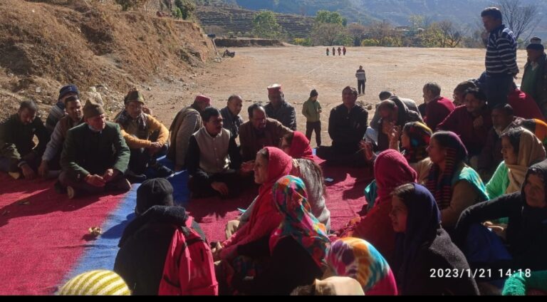 जोशीमठ : बंड विकास संगठन ने आंदोलन की बनाई रणनीति – पहाड़ रफ्तार