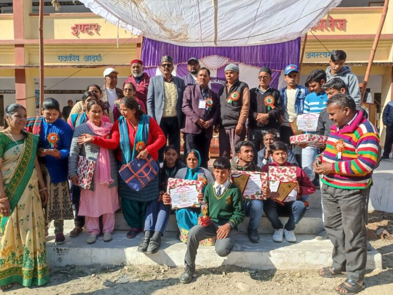 ऊखीमठ : मेधावी छात्रों को मां शारदा सम्मान से किया सम्मानित – पहाड़ रफ्तार