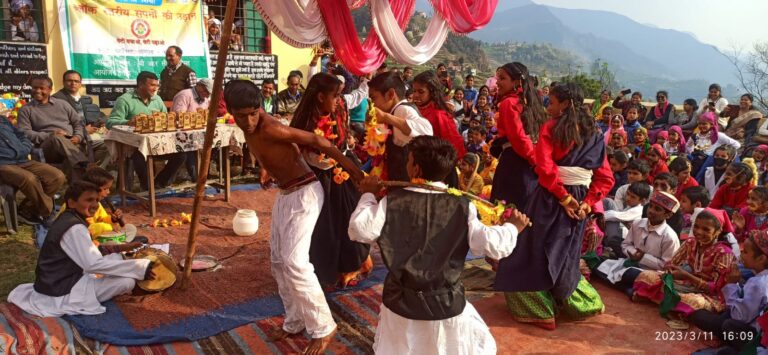 सपनों की उड़ान में छात्रों ने दिखाई प्रतिभा – पहाड़ रफ्तार