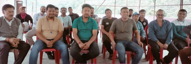 गौचर : जिला अभिहित अधिकारी ने होटल कारोबारियों से कहा साफ – सफाई के साथ यात्रियों से मित्रवर व्यवहार रखें