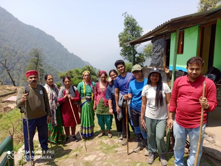 ऊखीमठ : द्वितीय केदार मद्महेश्वर यात्रा पहाड़ तीर्थयात्रियों से हुआ गुलजार