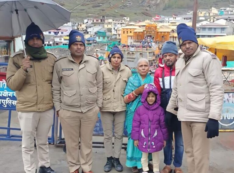 बदरीनाथ : पुलिस ने मां को बेटे से मिलाया