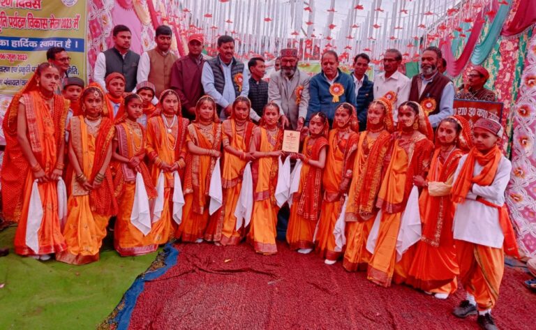 सांस्कृतिक कार्यक्रमों के साथ 26वां गौरा देवी पर्यावरण, प्रकृति व पर्यटन विकास मेला का आगाज