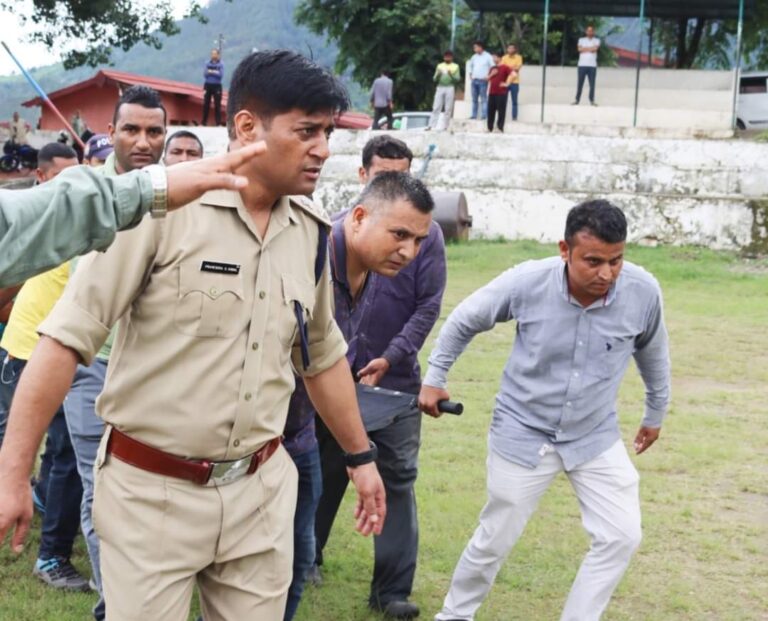 चमोली भीषण हादसा में एक दरोगा, तीन होमगार्ड सहित 16 लोगों की मौत, 10 घायल का इलाज चल रहा – देखें पूरी सूची