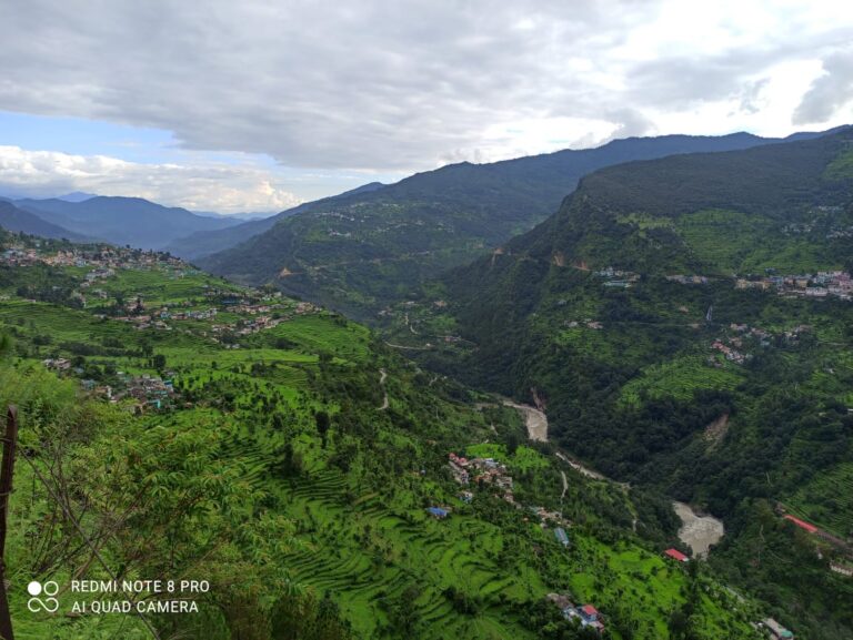 केदारघाटी में अघोषित विद्युत कटौती से व्यवसायियों व स्थानीय लोगों में आक्रोश