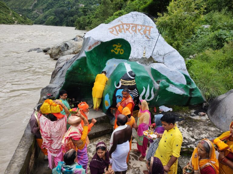 गौचर : रघुनाथ मंदिर में ग्यारह दिवसीय शिव पुराण का शुरू