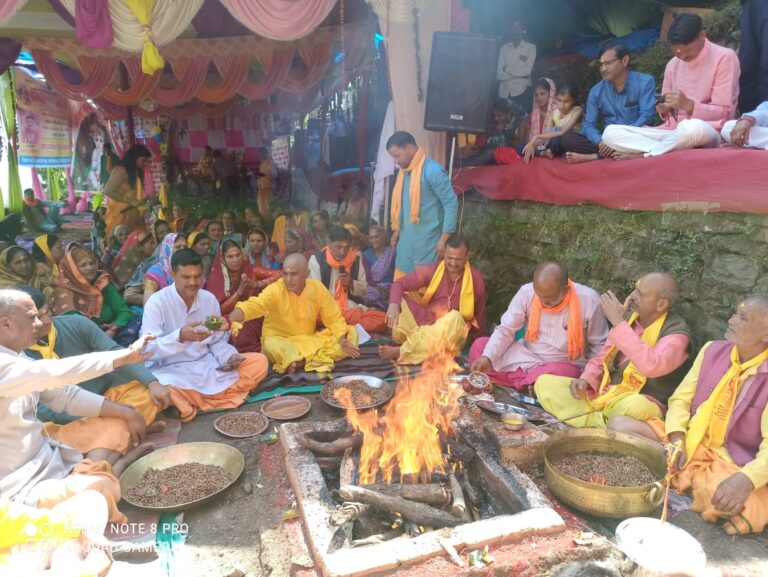 ऊखीमठ : सात दिवसीय श्रीमद्भागवत कथा पूर्णाहुति के साथ सम्पन्न