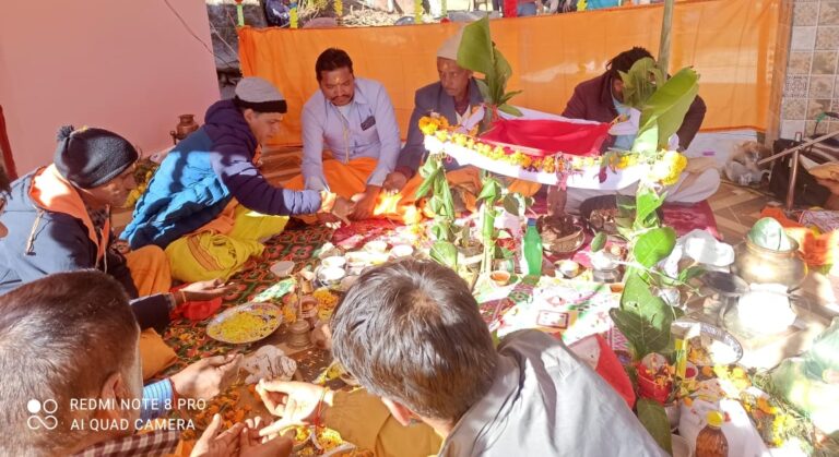 ऊखीमठ : भगवती चंडिका के नव निर्मित मंदिर में तीन दिवसीय सरलीकरण यज्ञ शुरू