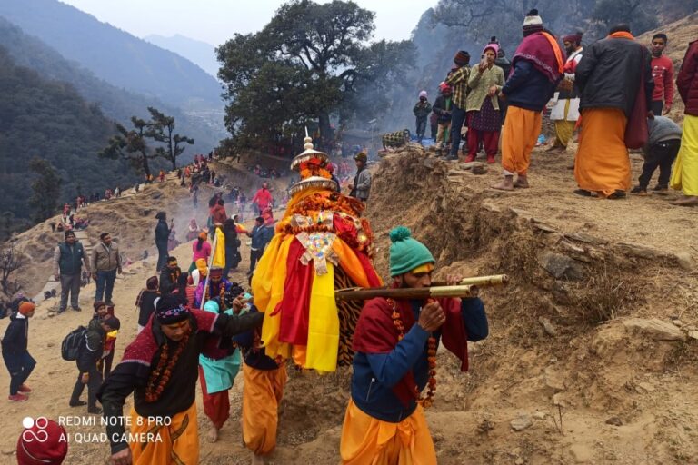 ऊखीमठ : गडगू गांव में जाख राजा महोत्सव की सभी तैयारियां संपन्न,  शुक्रवार को होगा मेला