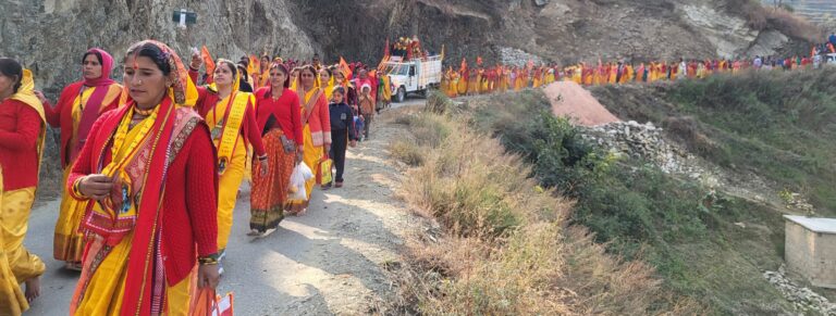 ऊखीमठ : केदारघाटी में धार्मिक अनुष्ठान, भजन कीर्तन के साथ निकाली भव्य शोभायात्रा