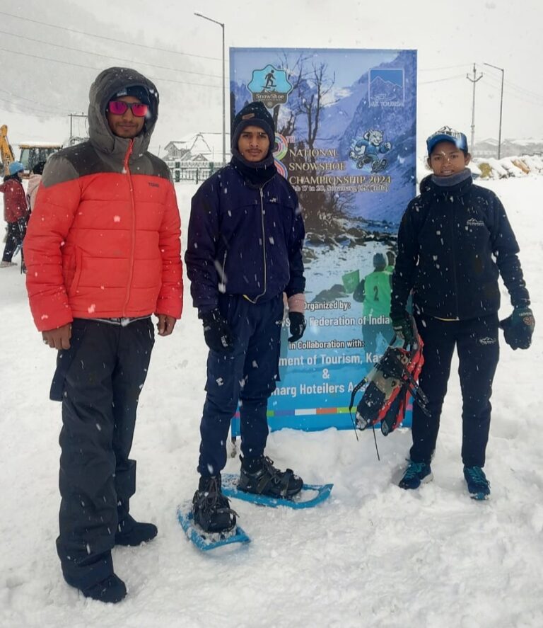 सोनमर्ग कश्मीर :  चमोली की बेटी सरोजनी ने उत्तराखंड के नाम किया पहला गोल्ड