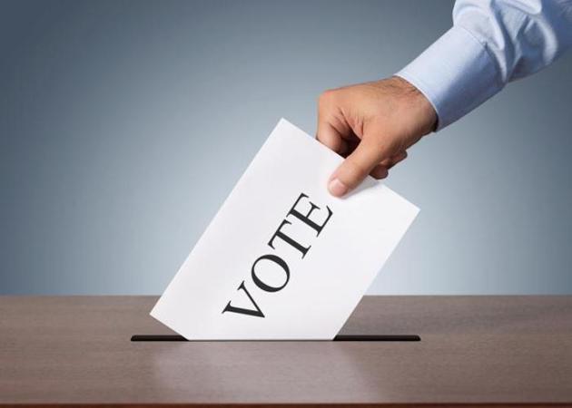 चमोली : जिले में सौ साल की आयु पूर्ण कर चुके 20 मतदाता करेंगे मतदान, प्रशासन ने की खास व्यवस्था