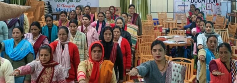 गौचर : 75 वां संविधान दिवस धूमधाम से मनाया गया