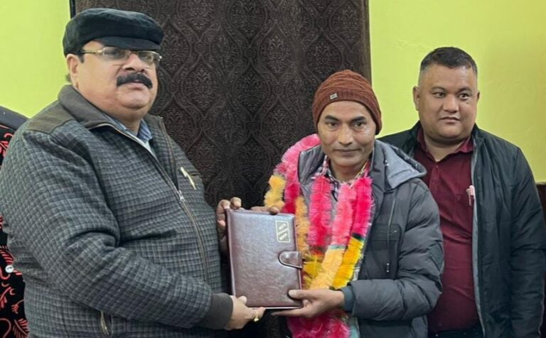 गौचर : देवेंद्र बिष्ट करेंगे राष्ट्रीय स्तर पर शतरंज में राज्य का प्रतिनिधित्व