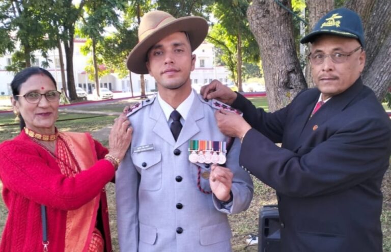 गौचर : रानीगढ़ क्षेत्र दुवा गांव के कुलदीप कंडारी बने भारतीय सेना में ऑफिसर, खुशी की लहर