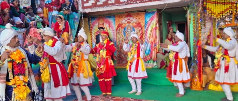 ऊखीमठ : अस्त्र-शस्त्र विसर्जन के साथ पांडव लीला संपन्न, धियाणियों की छलक उठी आंखें