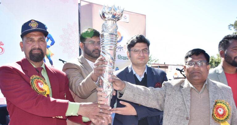 चमोली : राष्ट्रीय खेलों की मशाल तेजस्विनी का भव्य स्वागत