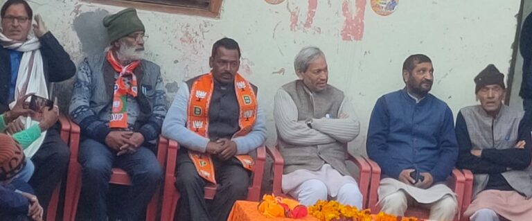 गौचर पालिका क्षेत्र के विकास के लिए भाजपा जरूरी : तीरथ रावत