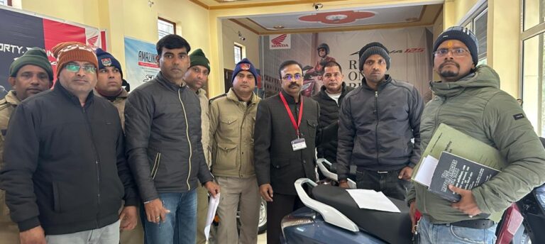 गौचर : अवैध रूप से संचालित होंडा शोरूम किया सीज