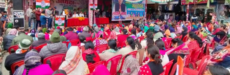 गौचर : कांग्रेस प्रत्याशी संदीप नेगी ने रोड़ शो कर अपने जनाधार का कराया एहसास