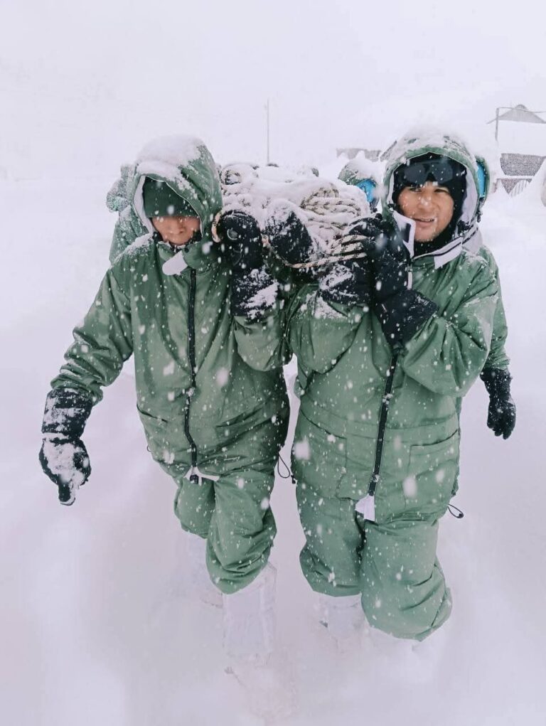 चमोली : बदरीनाथ माणा पास में 32 मजदूरों का हुआ रेस्क्यू, 25 मजदूरों की खोजबीन जारी, कल सीएम पहुंचेंगे