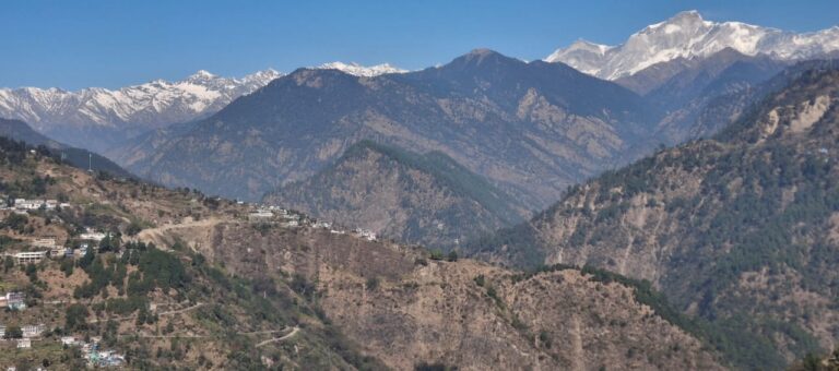 ऊखीमठ : मौसम के अनुकूल बारिश व बर्फबारी ने होने से काश्तकारों की चिंताएं बढ़ी