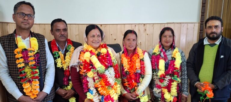 ऊखीमठ : नगर पंचायत अध्यक्ष एवं सभासदों ने ली पद व गोपनीयता की शपथ