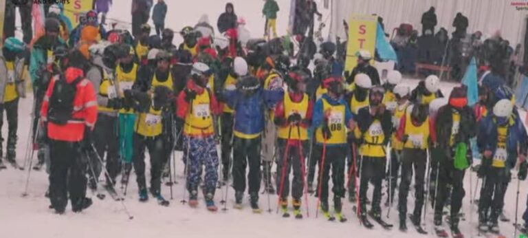 गुलमर्ग : खेलों इंडिया नेशनल विंटर गेम्स के दूसरे दिन उत्तराखंड के खाते में एक सिल्वर, दो ब्रोंज मेडल