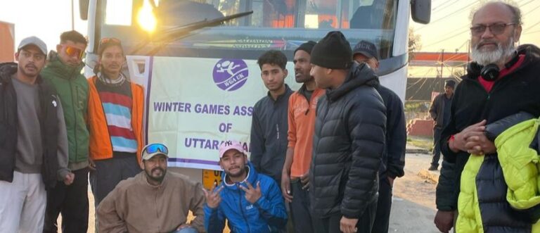 ऋषिकेश : नेशनल विंटर गेम्स के लिए उत्तराखंड की 38 सदस्यीय टीम जम्मू-कश्मीर रवाना