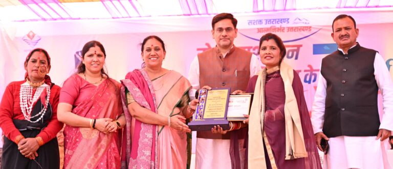 ऊखीमठ : उत्तराखंड सरकार के तीन वर्ष पूर्ण होने पर गुलाबराय में भव्य कार्यक्रम आयोजित