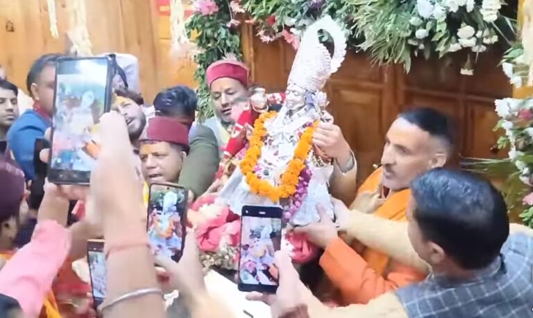 उत्तराखंड : गंगोत्री- यमुनोत्री धाम के कपाट श्रद्धालुओं के लिए खुले