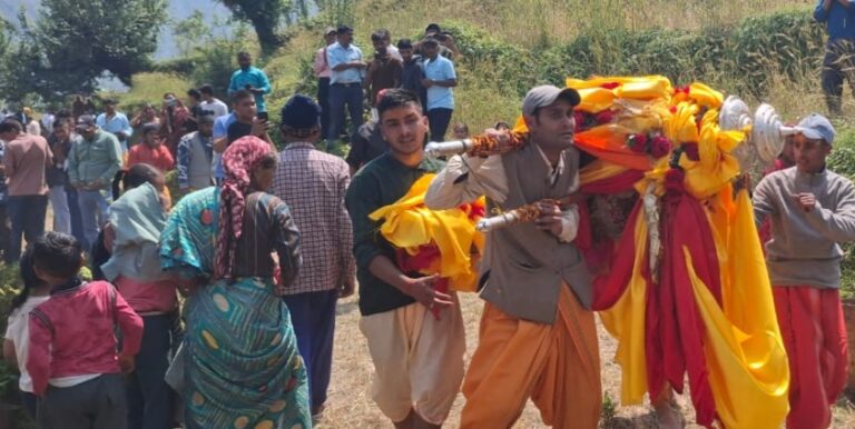ऊखीमठ : भगवान तुंगनाथ की उत्सव डोली भूतनाथ मंदिर से कैलाश को रवाना