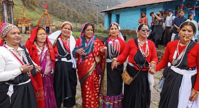 ऊखीमठ : द्वितीय केदार मद्महेश्वर धाम के यात्रा पड़ावों पर बनी रौनक