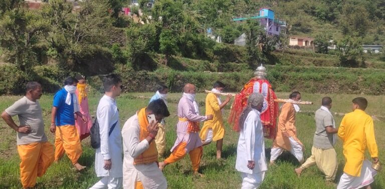 ऊखीमठ : भगवती राज राजेश्वरी मन्दिर परिसर में 11 दिवसीय महायज्ञ शुरू