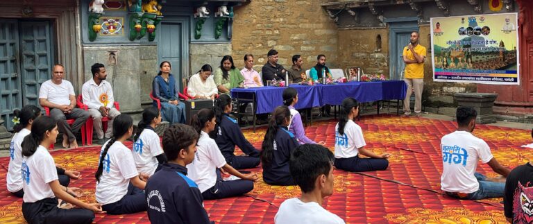गोपेश्वर : नदी घाटी सभ्यता, वेद पुराण, उपनिषद ,मर्म चिकित्सा एवं योग शिविर पर संगोष्ठी का आयोजन 