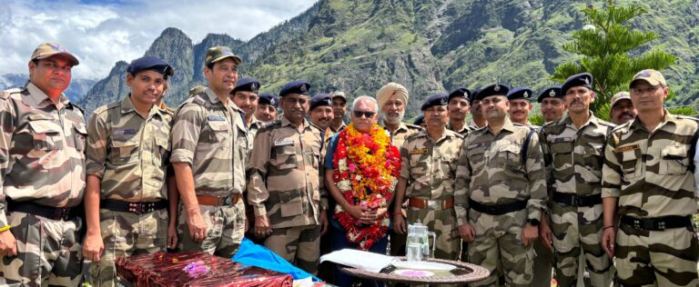 ज्योर्तिमठ : एनटीपीसी निदेशक को दी भावभीनी विदाई