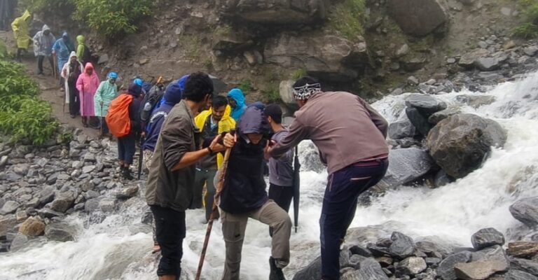 गोविंदघाट : फूलों की घाटी में पर्यटक आज नहीं कर पाएंगे सैर